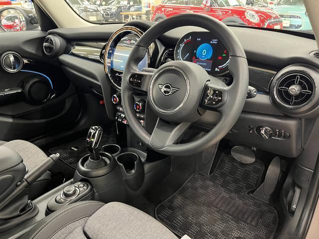 Ref:AUX-23436715 MINI MINI 2023 3 Ref:AUX-23436715 MINI MINI 2023 - Image 3
