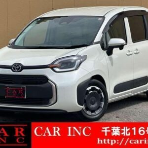 2022 Toyota Sienta pearl hybrid used car Japan export