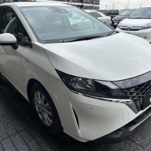 2021 Nissan Note white hybrid used car Japan export