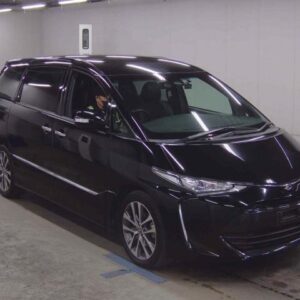 2018 Toyota Estima black gasoline used car Japan export
