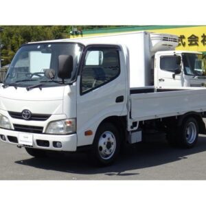 2013 Toyota Dyna Truck white diesel used car Japan export