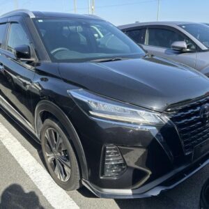 2021 Nissan Kicks black hybrid used car Japan export