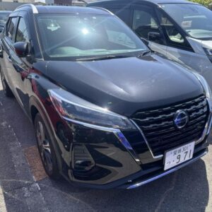 2021 Nissan Kicks black hybrid used car Japan export