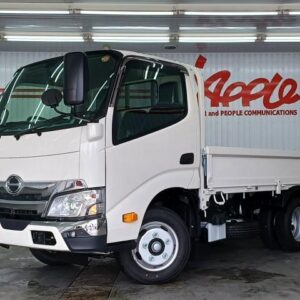 2026 Hino Dutro white diesel used car Japan export