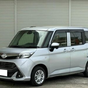 2018 Toyota Tank silver gasoline used car Japan export