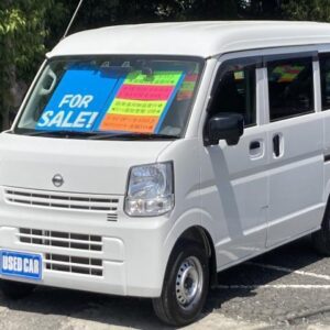 2022 Nissan Nv100Clipper Van white gasoline used car Japan export