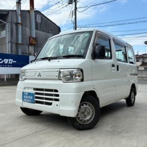 2012 Mitsubishi Minicab Van white gasoline used car Japan export