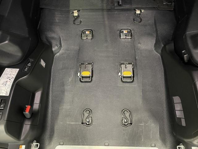 Ref:AUX-23458591 TOYOTA VOXY 2017 13 Ref:AUX-23458591 TOYOTA VOXY 2017 - Image 13