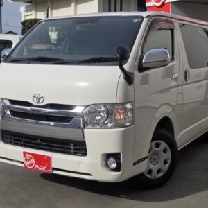 2019 Toyota Hiace Van white gasoline used car Japan export