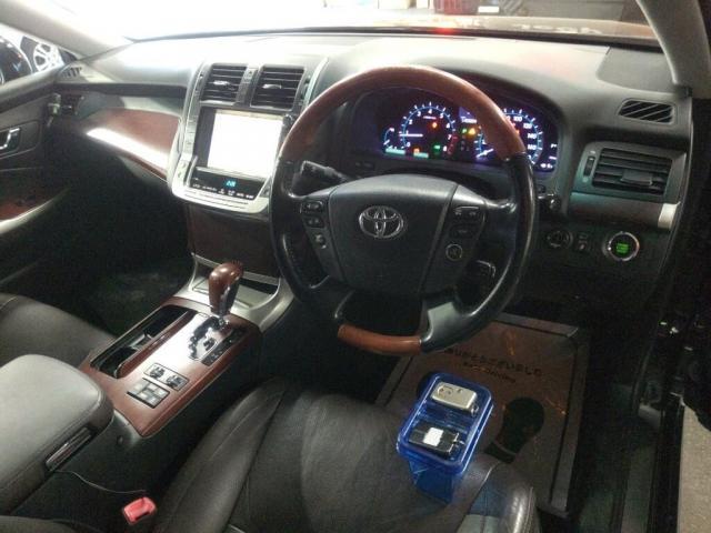 Ref:AUX-23458924 TOYOTA CROWN MAJESTA 2011 3 Ref:AUX-23458924 TOYOTA CROWN MAJESTA 2011 - Image 3
