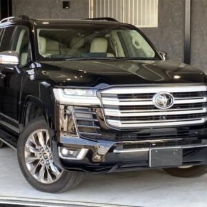 2023 Toyota Land Cruiser black diesel used car Japan export
