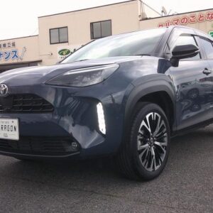 2025 Toyota Yaris Cross gray hybrid used car Japan export