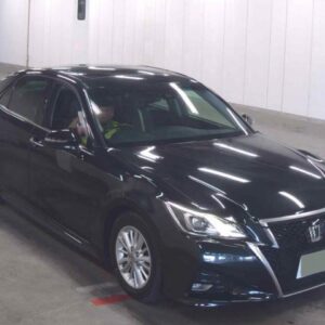 2016 Toyota Crown black gasoline used car Japan export