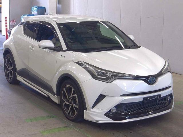 Ref:AUX-23478256 TOYOTA C-HR 2017 1 2017 Toyota C-Hr pearl gasoline used car Japan export