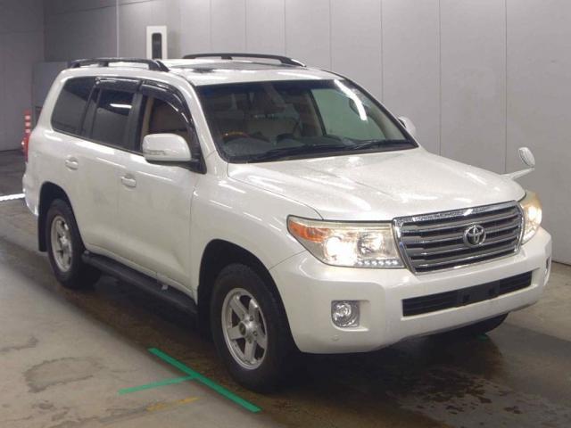Ref:AUX-23478440 TOYOTA LAND CRUISER 2012 1 2012 Toyota Land Cruiser pearl gasoline used car Japan export