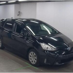 2015 Toyota Prius Alpha black gasoline used car Japan export