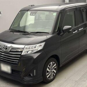 2019 Toyota Roomy black gasoline used car Japan export