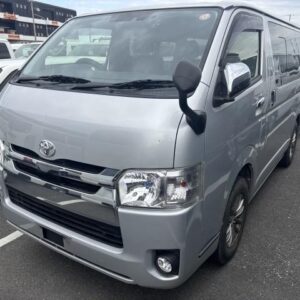 2020 Toyota Hiace Van silver gasoline used car Japan export