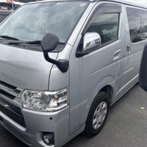 2020 Toyota Hiace Van silver diesel used car Japan export