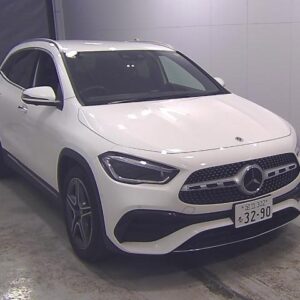 2022 Mercedes Benz Gla-Class white diesel used car Japan export
