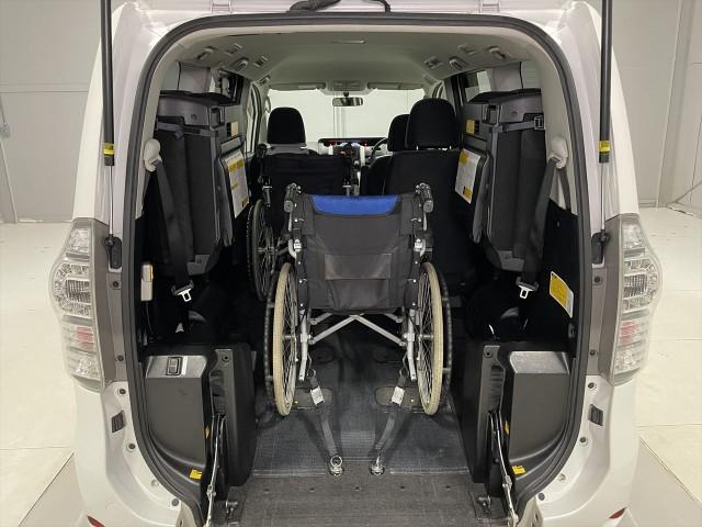 Ref:AUX-23497442 TOYOTA VOXY 2013 10 Ref:AUX-23497442 TOYOTA VOXY 2013 - Image 10
