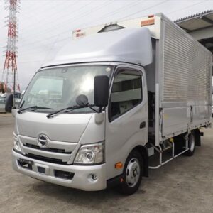 2022 Hino Dutro silver diesel used car Japan export