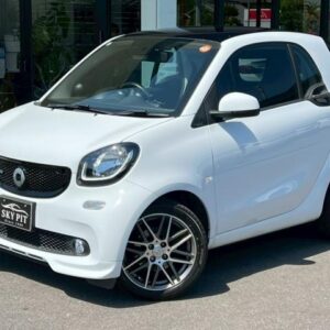 2017 Mcc Smart Smart Fortwo Coupe white gasoline used car Japan export