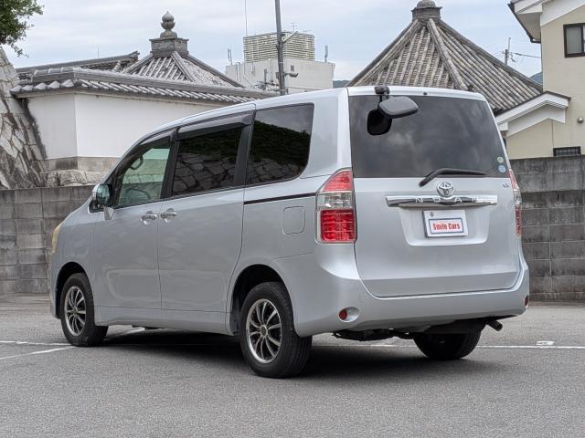 Ref:AUX-23502394 TOYOTA NOAH 2009 3 Ref:AUX-23502394 TOYOTA NOAH 2009 - Image 3