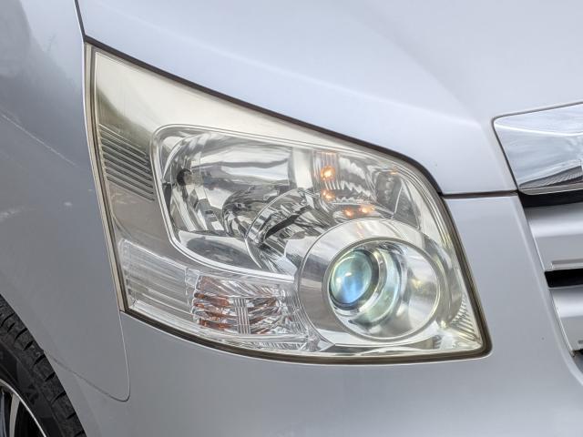 Ref:AUX-23502394 TOYOTA NOAH 2009 8 Ref:AUX-23502394 TOYOTA NOAH 2009 - Image 8