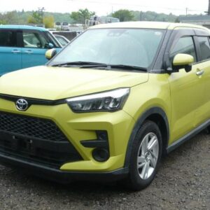 2020 Toyota Raize yellow gasoline used car Japan export