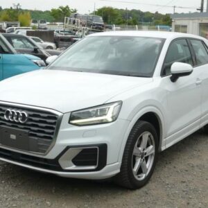 2019 Audi Q2 pearl gasoline used car Japan export