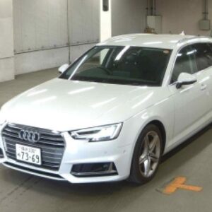 2019 Audi A4 Avant white gasoline used car Japan export