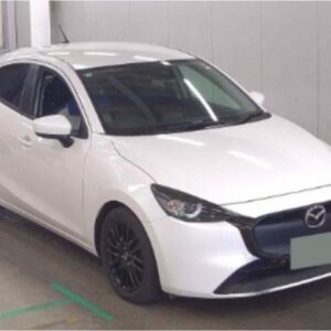 2024 Mazda Mazda2 pearl gasoline used car Japan export