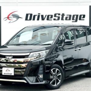 2018 Toyota Noah black gasoline used car Japan export