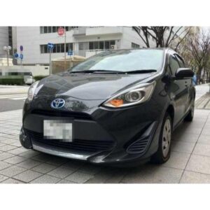 2019 Toyota Aqua black gasoline used car Japan export