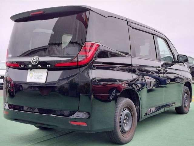Ref:AUX-23521122 TOYOTA NOAH 2022 2 Ref:AUX-23521122 TOYOTA NOAH 2022 - Image 2