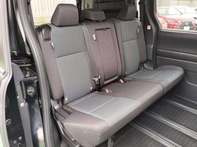 Ref:AUX-23521122 TOYOTA NOAH 2022 14 Ref:AUX-23521122 TOYOTA NOAH 2022 - Image 14