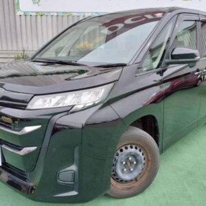 2022 Toyota Noah black gasoline used car Japan export
