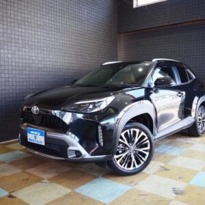 2022 Toyota Yaris Cross black gasoline used car Japan export