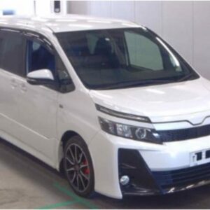 2017 Toyota Voxy pearl gasoline used car Japan export