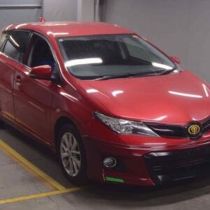 2013 Toyota Auris red gasoline used car Japan export