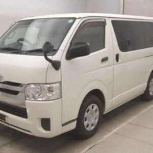 2020 Toyota Hiace Van white diesel used car Japan export