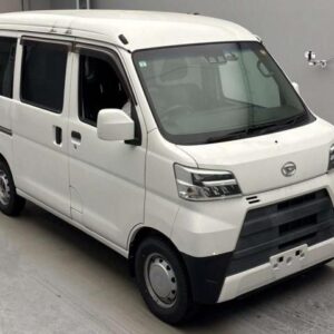 2020 Daihatsu Hijet Cargo white gasoline used car Japan export