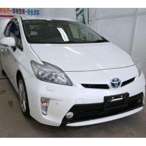 2013 Toyota Prius pearl hybrid used car Japan export