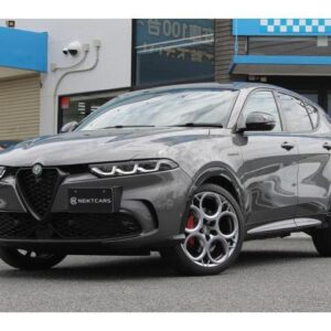 2023 Alfa Romeo Tonale gray hybrid used car Japan export