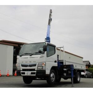 2019 Mitsubishi Fuso Canter white diesel used car Japan export