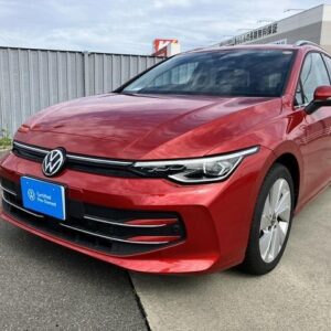2025 Volkswagen Golf Variant red diesel used car Japan export