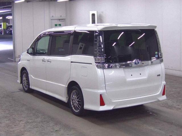 Ref:AUX-23560718 TOYOTA VOXY 2019 2 Ref:AUX-23560718 TOYOTA VOXY 2019 - Image 2