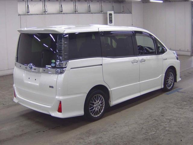 Ref:AUX-23560718 TOYOTA VOXY 2019 6 Ref:AUX-23560718 TOYOTA VOXY 2019 - Image 6