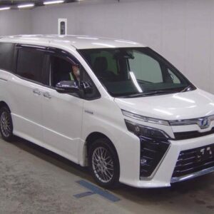 2019 Toyota Voxy pearl gasoline used car Japan export